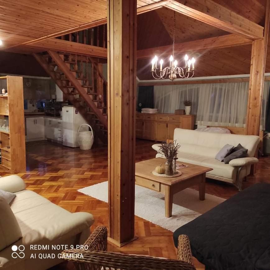 Lavendel Apartman Harkan Exterior foto